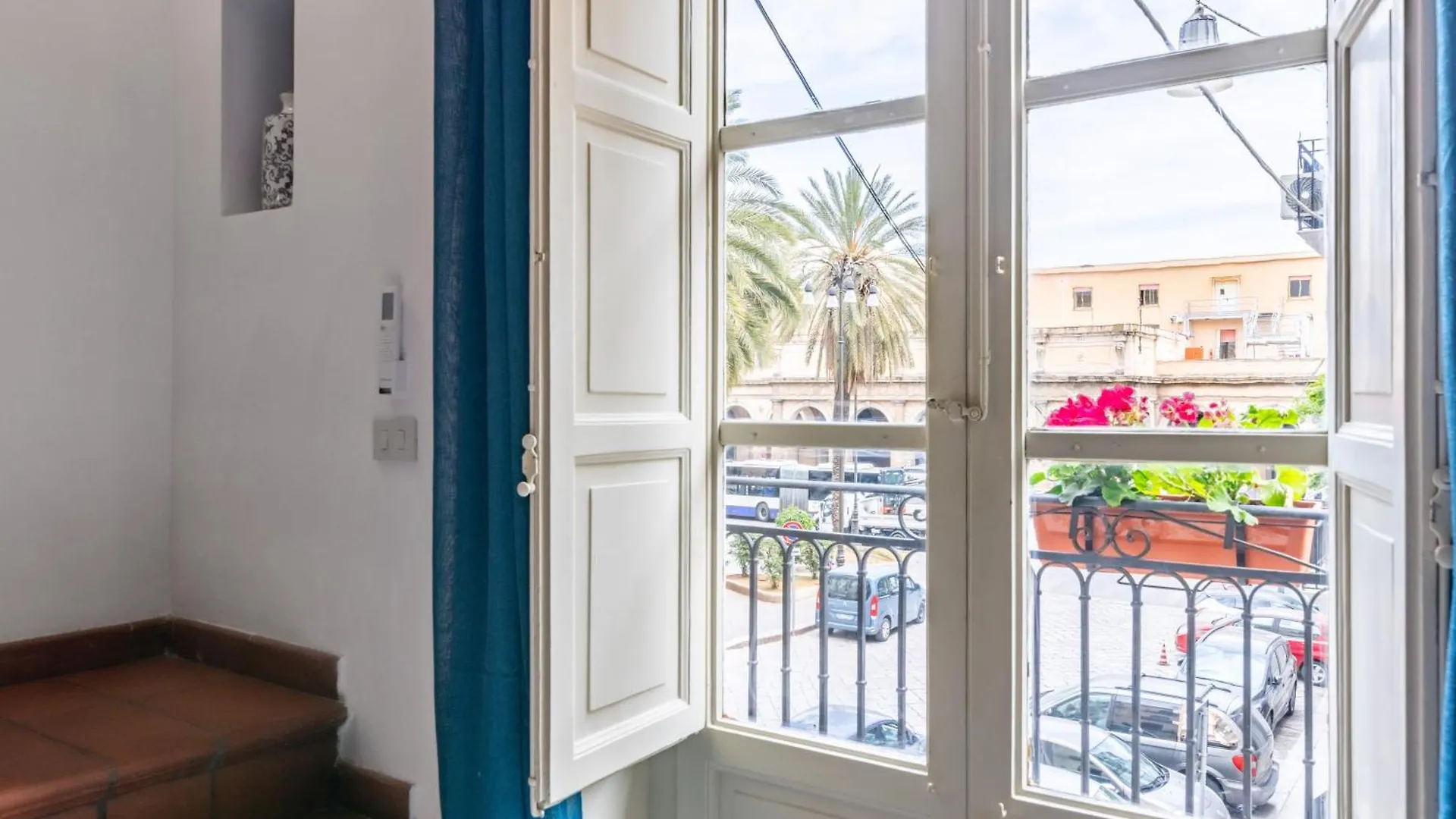 The Traveller'S House - Palermo Station Apartments Ιταλία