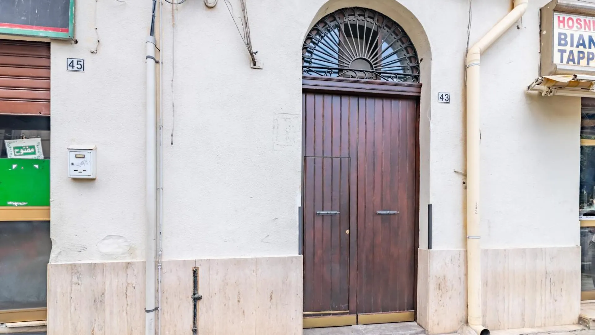 The Traveller'S House - Palermo Station Apartments 0*,  Ιταλία